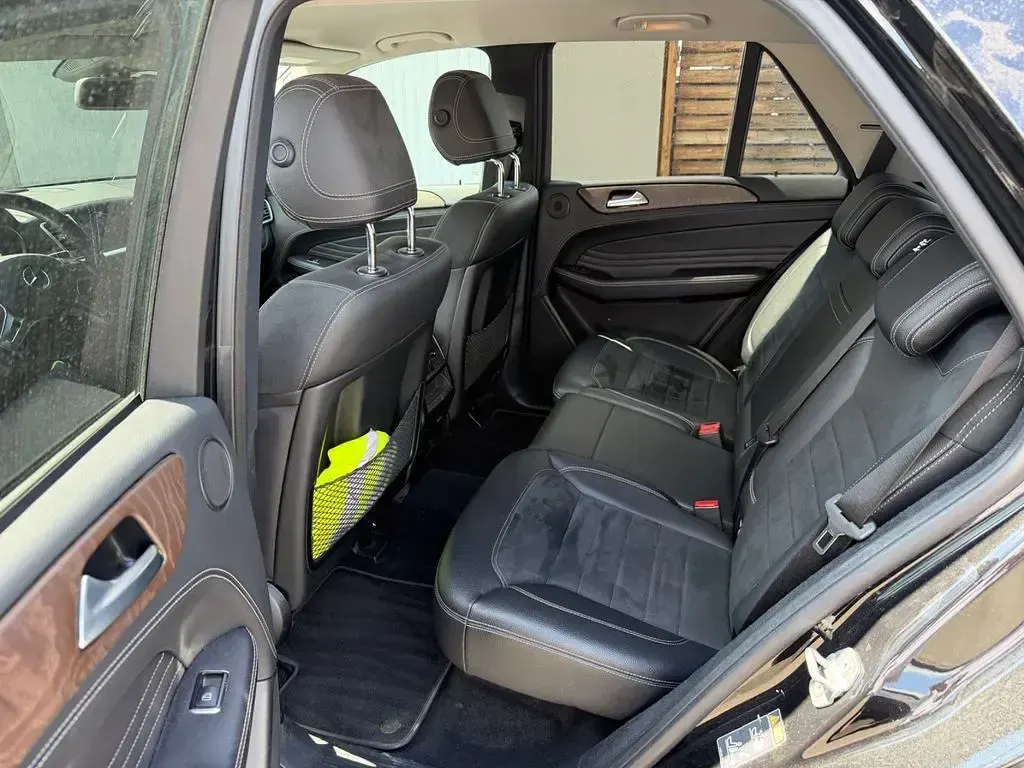 Gebraucht Mercedes ML350 258 PS (189 kW) 2012 Schwarz SUV