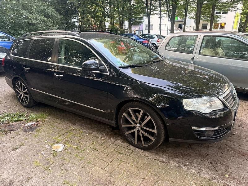Schwarz Gebraucht 2010 VW Passat Limousine | 3.800 € (Guter Preis) - Bild 1/4