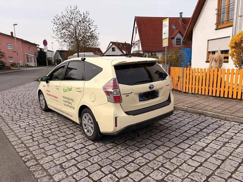 Gebraucht Toyota Prius+ 99 PS (72 kW) 2021 Beige Van / Kleinbus