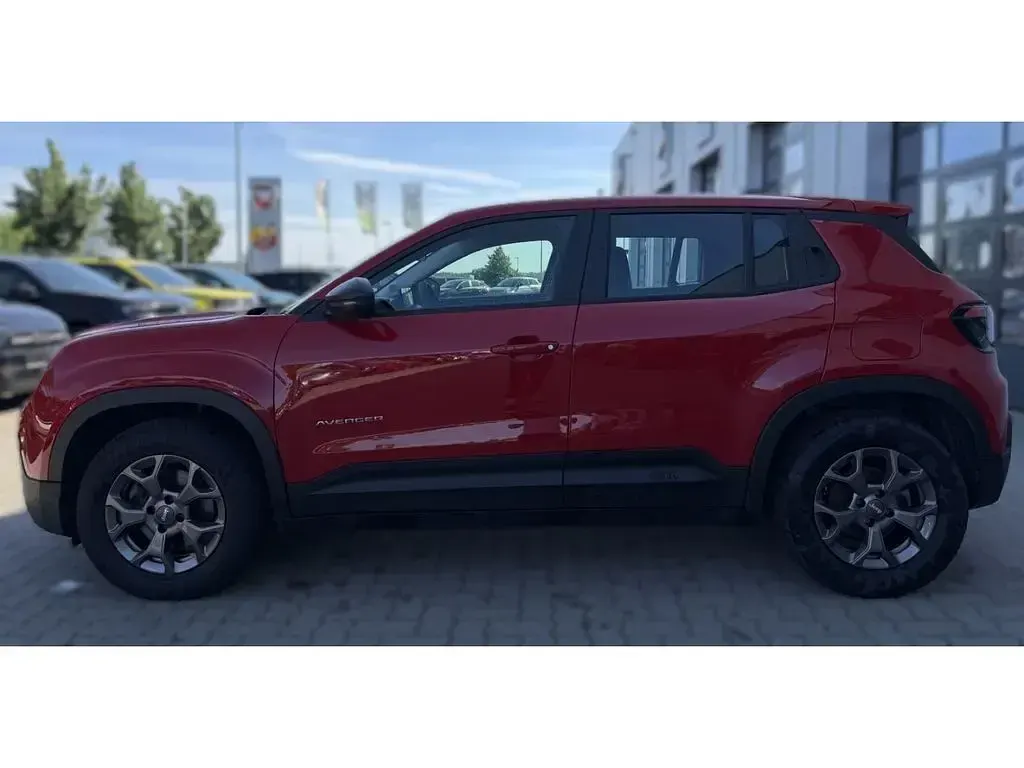 Gebraucht Jeep Avenger EV Longitude 114 kW (156 PS) 2024 Rot SUV