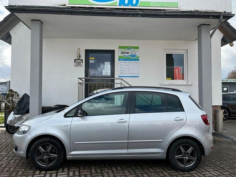 Gebraucht VW Golf VII Match 122 PS (89 kW) 2012 Silber Limousine