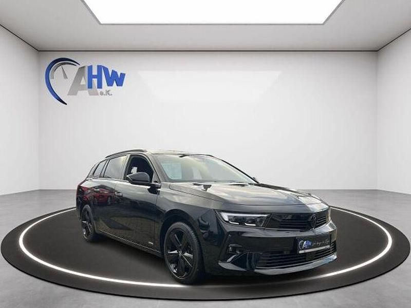 Gebraucht Opel Astra Ultimate 131 PS (96 kW) 2023 Schwarz Kombi