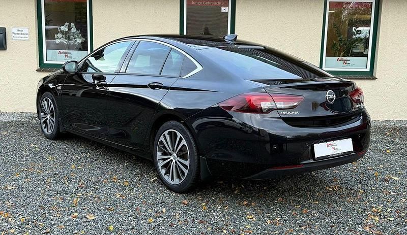 Gebraucht Opel Insignia Dynamic 165 PS (121 kW) 2017 Schwarz Limousine