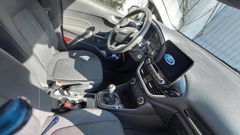 Gebraucht Ford Fiesta 86 PS (63 kW) 2019 Weiß Kleinwagen