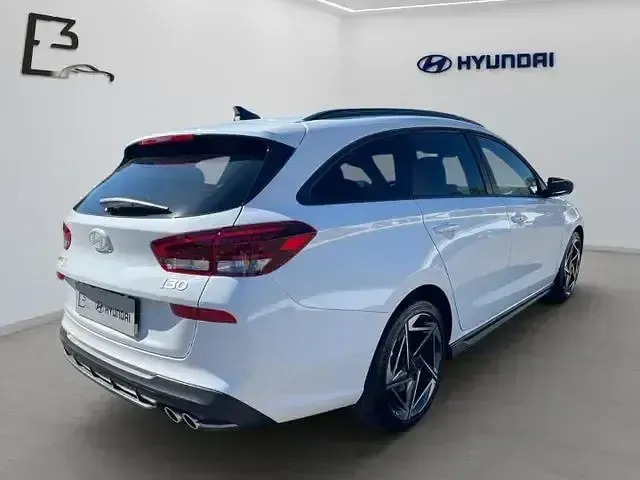 Neu Hyundai i30 N Line 150 PS (110 kW) 2026 Weiß Limousine