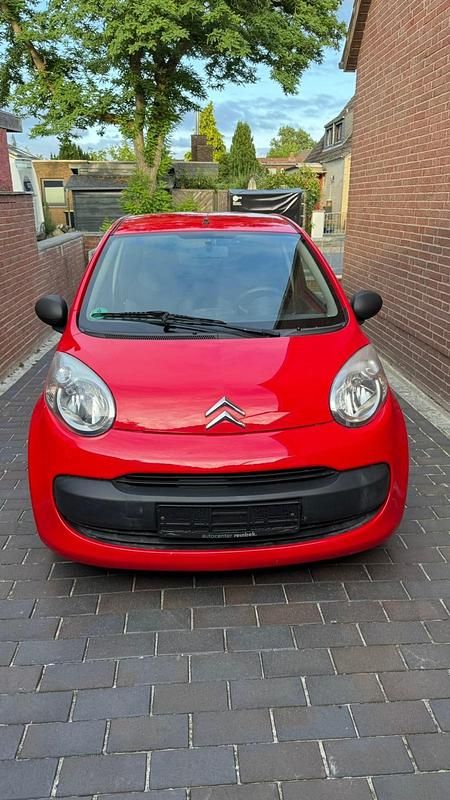 Rot Gebraucht 2006 Citroën C1 Advance Kleinwagen | 1.799 € (Fairer Preis) - Bild 1/4