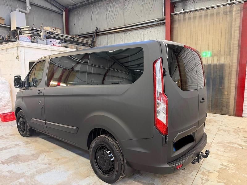 Gebraucht Ford Transit Custom 131 PS (96 kW) 2021 Schwarz Kombi