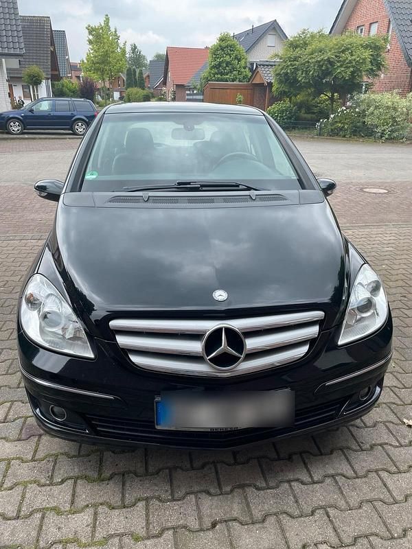 Schwarz Gebraucht 2008 Mercedes B200 Van / Kleinbus | 3.000 € (Teuer) - Bild 1/4