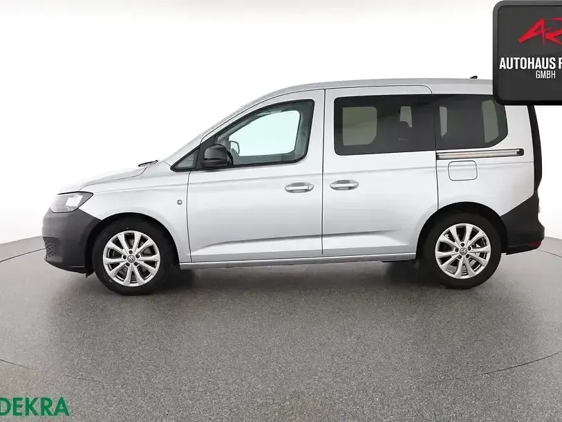 Używany VW Caddy 122 KM (89 kW) 2021 Srebrny Minivan