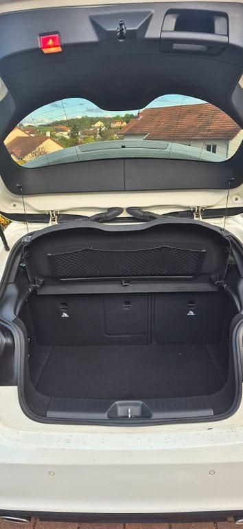 Gebraucht Mercedes A220 170 PS (125 kW) 2014 Weiß Limousine