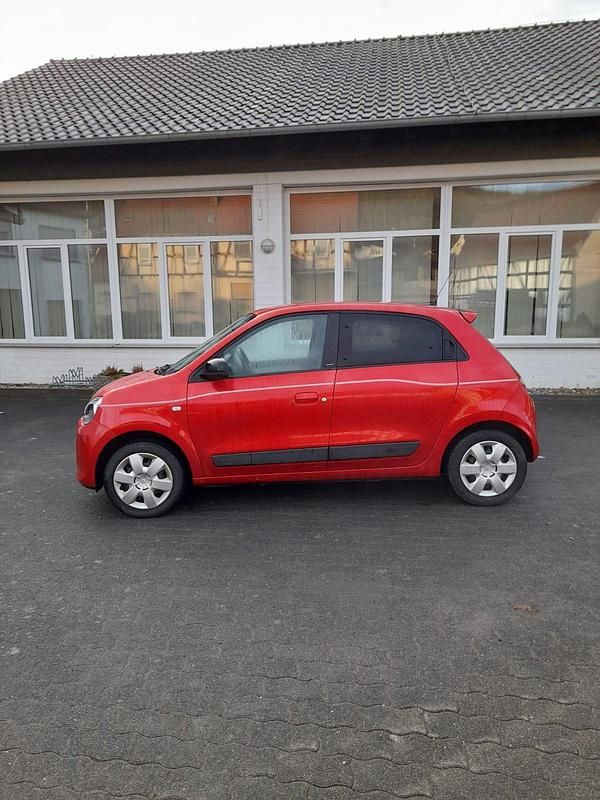 Gebraucht Renault Twingo LIMITED 90 PS (66 kW) 2018 Rot Kleinwagen