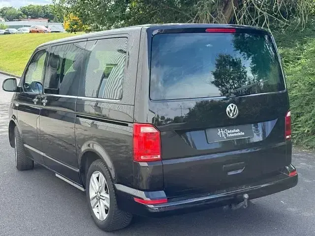 Usado VW Multivan 150 HP (110 kW) 2018 Andere Monovolume