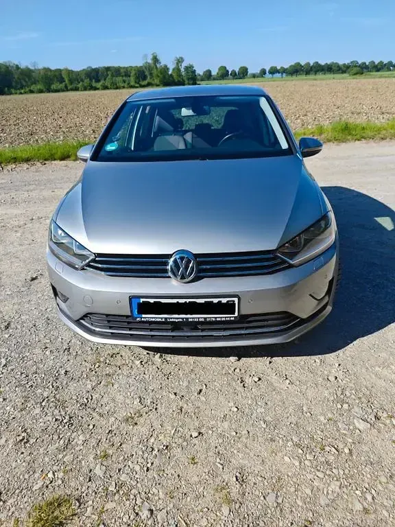 Gebraucht VW Golf Sportsvan Allstar 110 PS (80 kW) 2016 Gold Van / Kleinbus