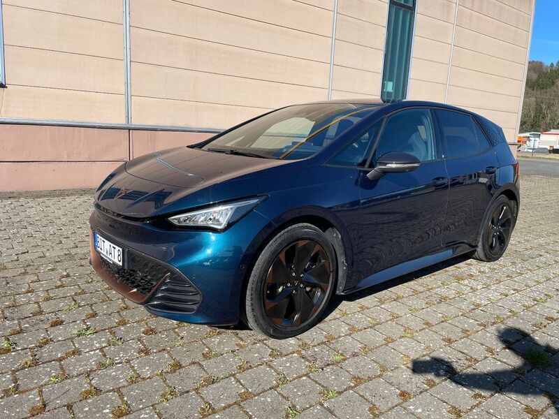 Aurorablau Gebraucht 2023 Cupra Born Kleinwagen | 33.900 € (Etwas zu teuer) - Bild 1/4