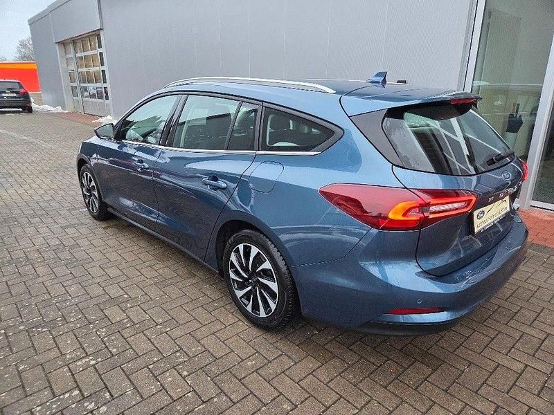Gebraucht Ford Focus 120 PS (88 kW) 2023 Blau Limousine