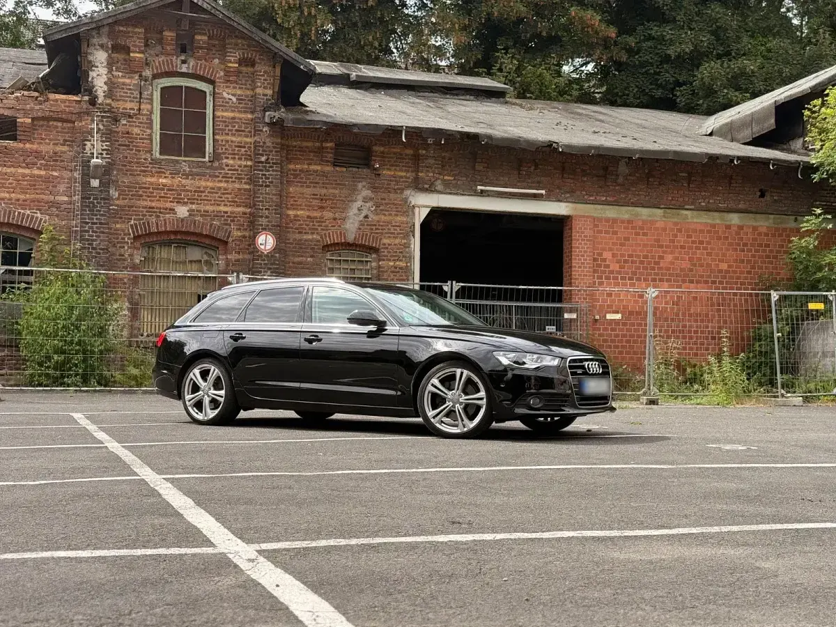 Gebraucht Audi A6 245 PS (180 kW) 2012 Schwarz Kombi