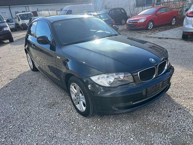 Usata BMW 116 Advantage 116 CV (85 kW) 2010 Nero Utilitaria