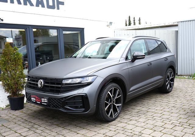 Grau Gebraucht 2024 VW Touareg R-line SUV | 79.000 € - Bild 1/4