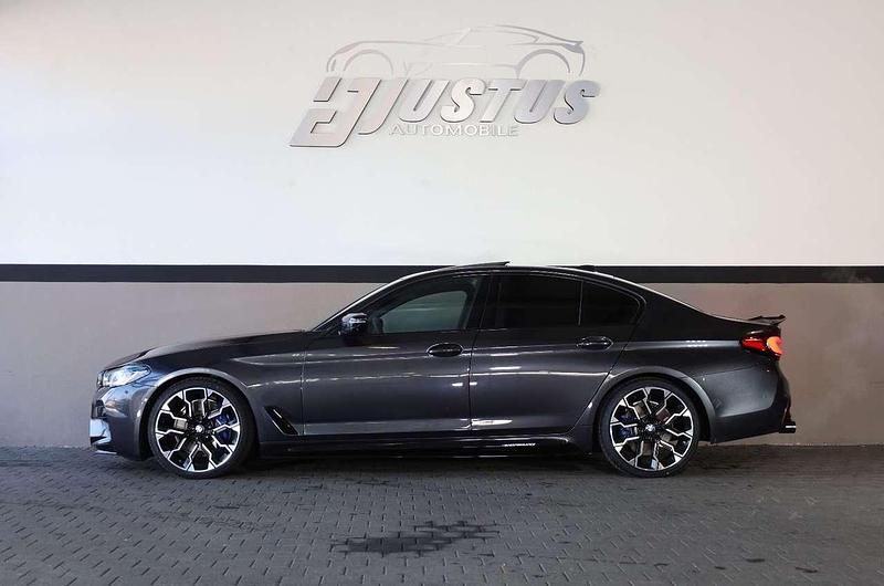 Gebraucht BMW 550 462 PS (339 kW) 2019 Sophistograu brillanteffekt me Limousine