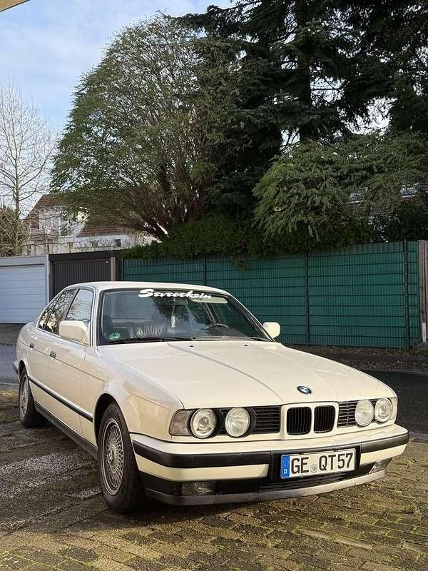Gebraucht BMW 520 Basis 150 PS (110 kW) 1991 Limousine