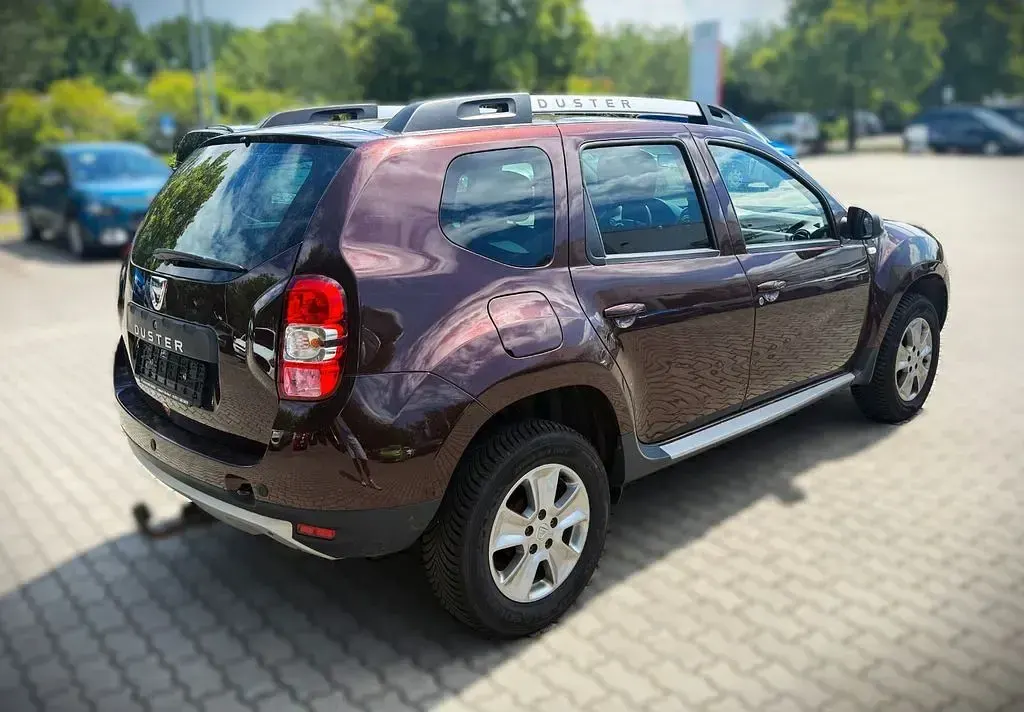 Gebraucht Dacia Duster Lauréate 125 PS (91 kW) 2016 Braun SUV
