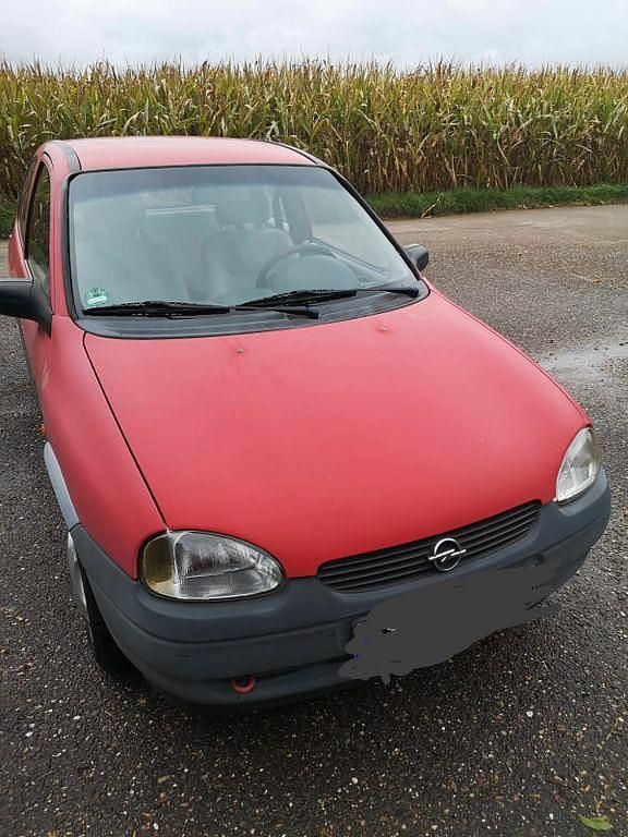 Rot Gebraucht 1997 Opel Corsa Eco Limousine | 1.200 € (Fairer Preis) - Bild 1/4
