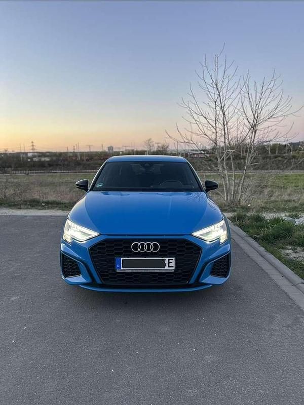 Gebraucht Audi A3 e-tron S-Line 150 PS (110 kW) 2020 Blau Kleinwagen