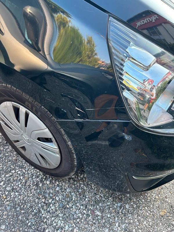 Gebraucht Mitsubishi Space Star 71 PS (52 kW) 2017 Schwarz Kleinwagen