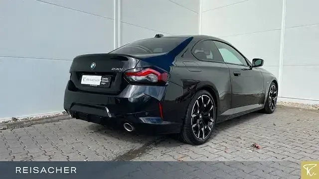 Gebraucht BMW 230 Efficient Dynamics 245 PS (180 kW) 2025 Saphirschwarz metallic Coupé