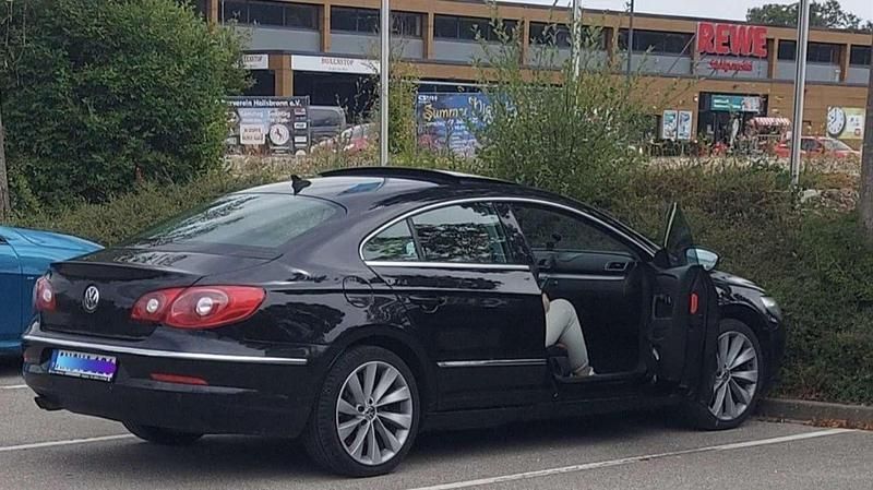 Gebraucht VW Passat 140 PS (102 kW) 2010 Coupé