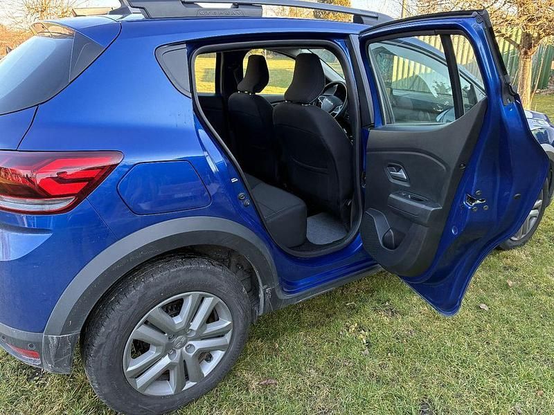 Gebraucht Dacia Sandero Expression 91 PS (66 kW) 2023 Blau Limousine