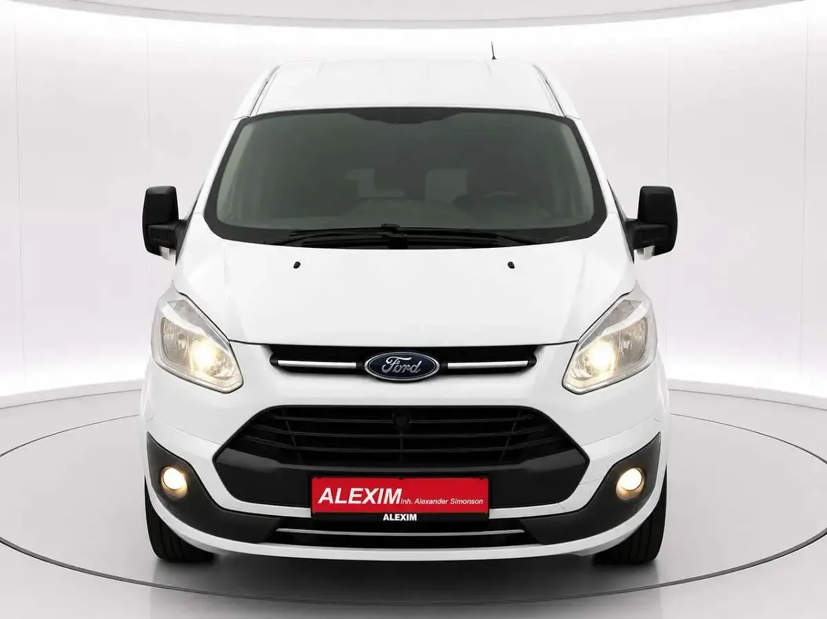 Gebraucht Ford Transit Custom 131 PS (96 kW) 2018 Weiß Van