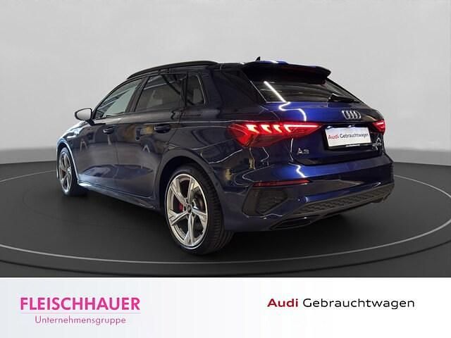 Gebraucht Audi A3 Sportback e-tron Ambiente 245 PS (180 kW) 2021 Navarrablau metallic Kleinwagen
