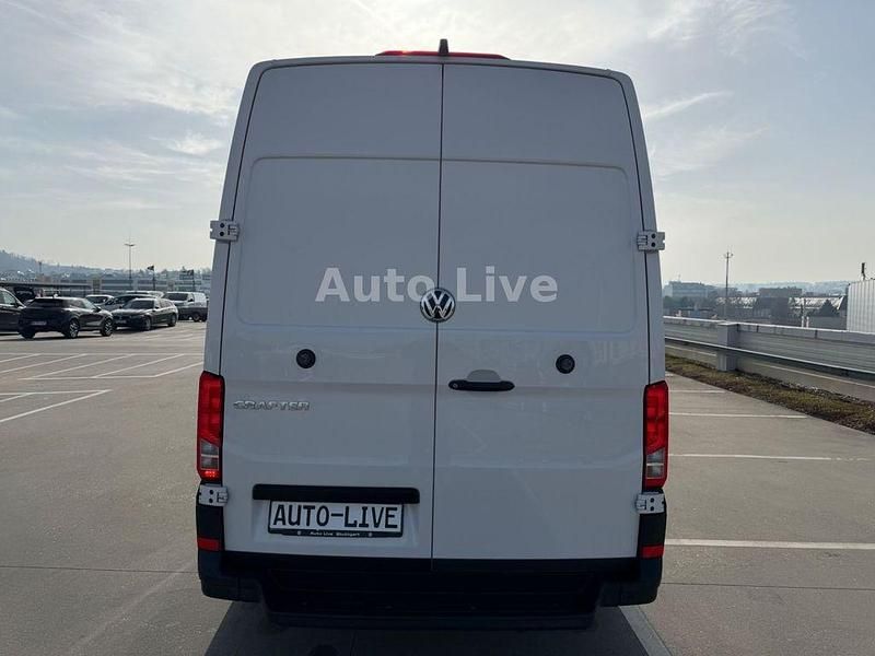 Gebraucht VW Crafter 140 PS (102 kW) 2024 Weiß Van