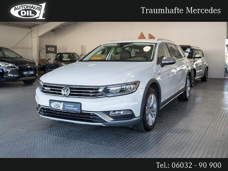 Gebraucht VW Passat Alltrack 190 PS (139 kW) 2019 Weiß Kombi