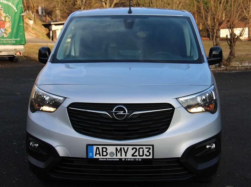 Gebraucht Opel Combo 102 PS (75 kW) 2024 Silber Van / Kleinbus