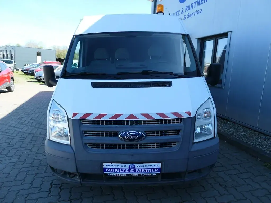 Gebraucht Ford Transit 125 PS (91 kW) 2012 Weiß Pickup