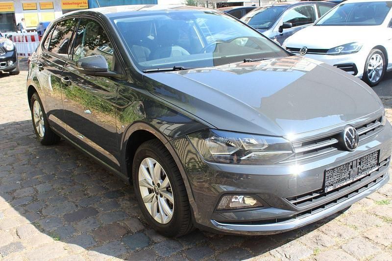Grau Gebraucht 2021 VW Polo Highline Kleinwagen | 15.990 € (Guter Preis) - Bild 1/4