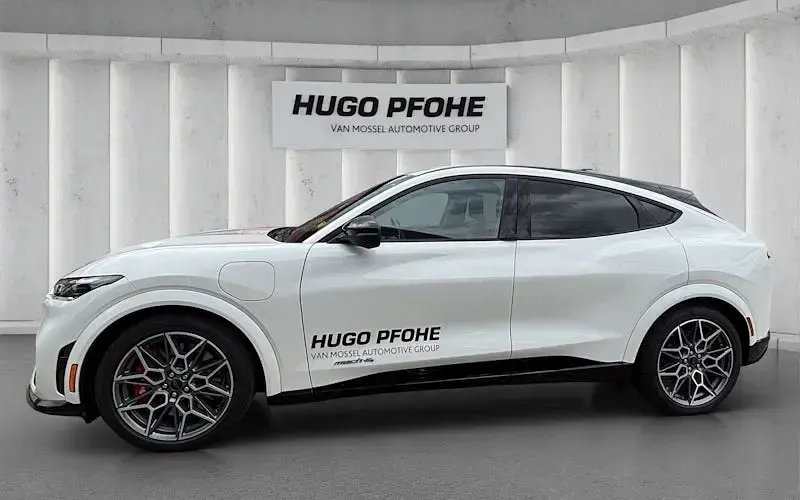 Gebraucht Ford Mustang Mach-E GT 358 kW (487 PS) 2026 Weiß SUV