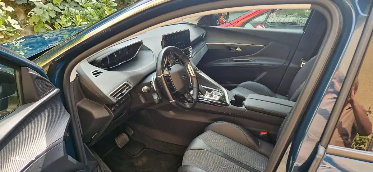 Gebraucht Peugeot 3008 180 PS (132 kW) 2022 Blau SUV