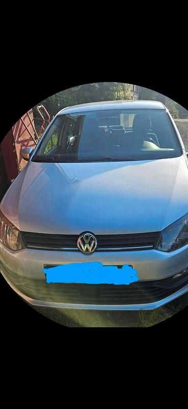 Gebraucht VW Polo 90 PS (66 kW) 2016 Grau Kleinwagen