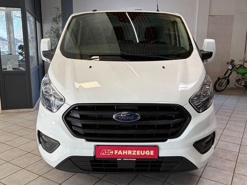 Gebraucht Ford Transit Custom Trend 131 PS (96 kW) 2019 Weiß Van / Kleinbus