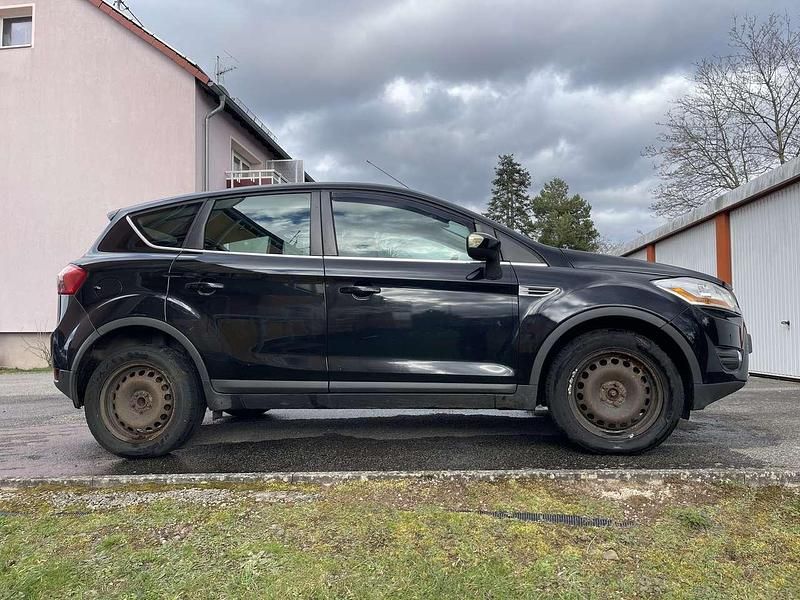 Gebraucht Ford Kuga Trend 136 PS (100 kW) 2009 SUV