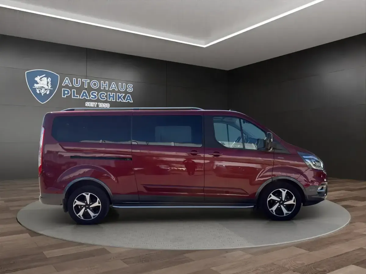 Gebraucht Ford Tourneo Custom Active 185 PS (136 kW) 2022 Kapurrot Van