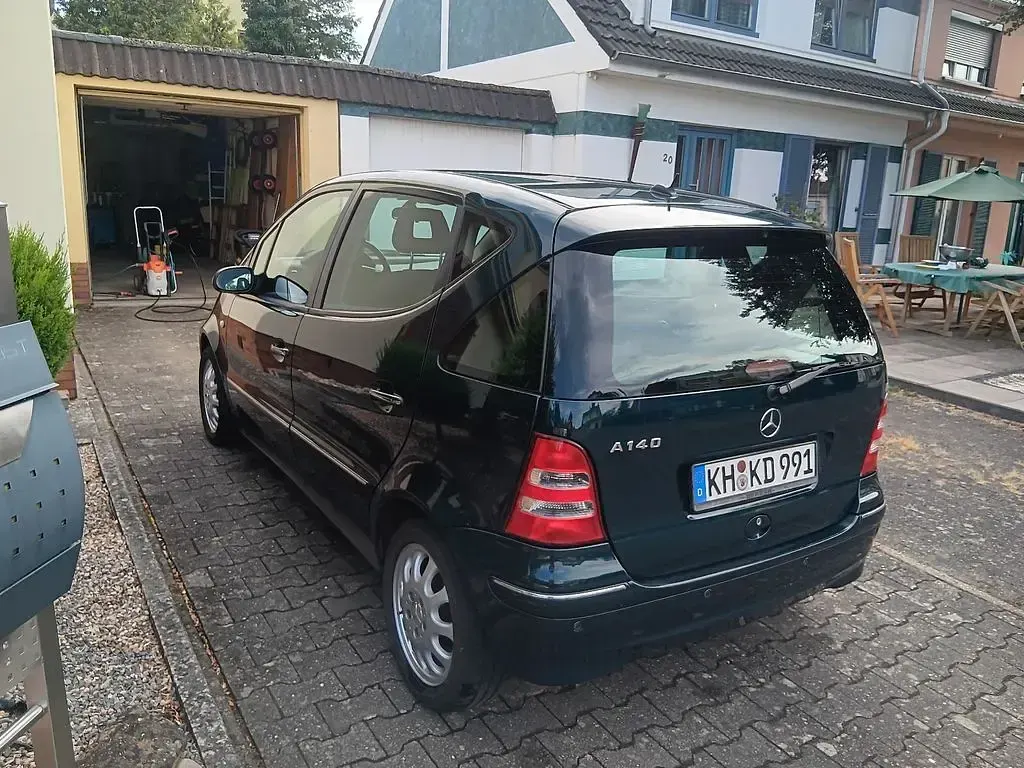 Gebraucht Mercedes A140 Elegance 82 PS (60 kW) 2002 Grün Kleinwagen