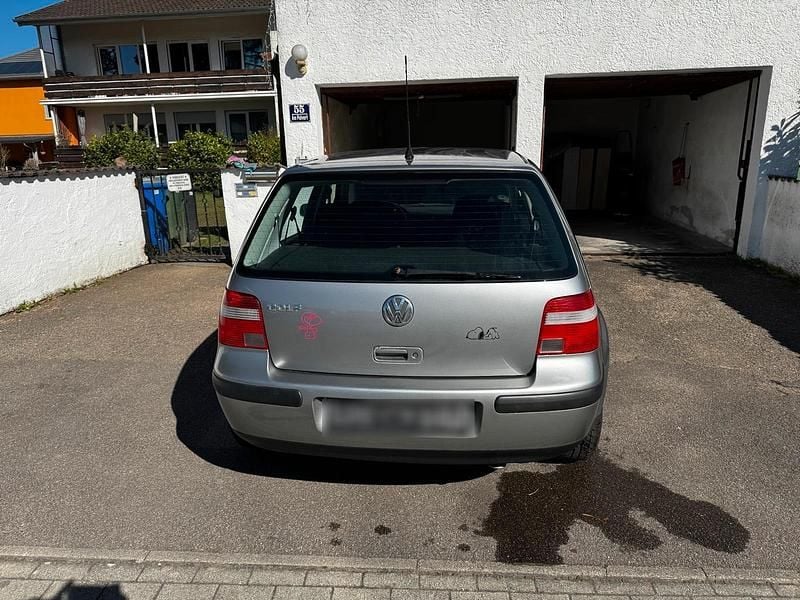Gebraucht VW Golf IV 75 PS (55 kW) 2003 Silber Kleinwagen