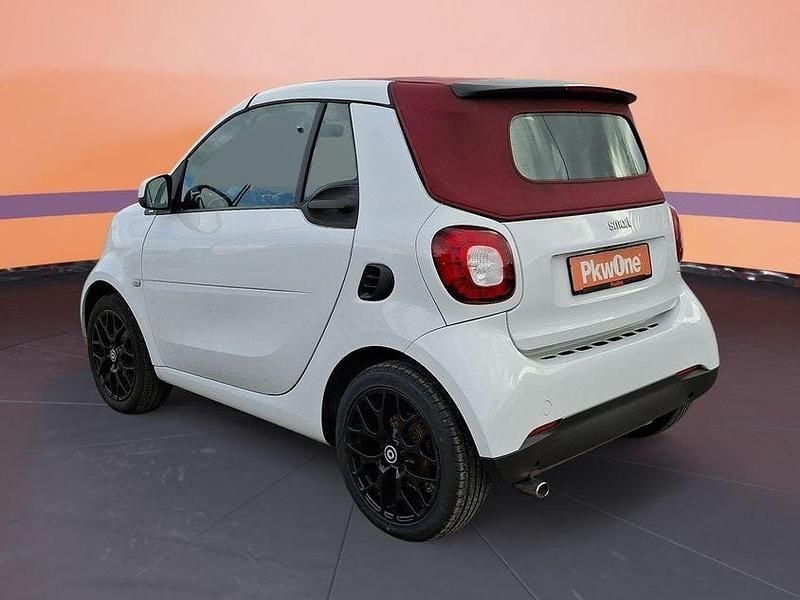 Gebraucht Smart ForTwo Cabrio Passion 90 PS (66 kW) 2019 Weiß Cabrio
