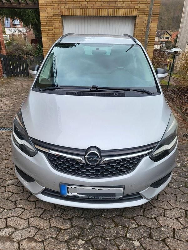 Gebraucht Opel Zafira Active 140 PS (102 kW) 2016 Silber Van / Kleinbus
