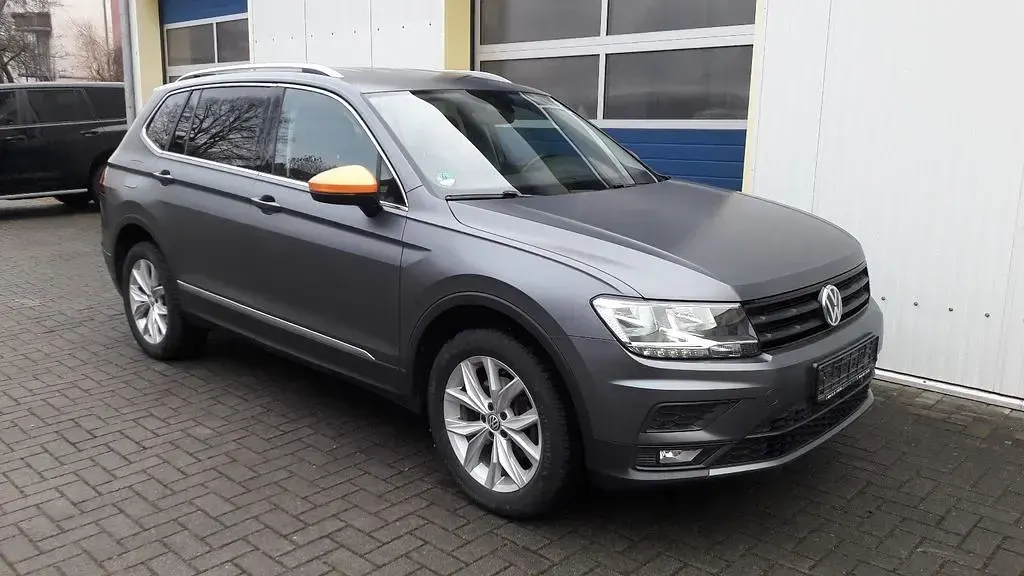 Gebraucht VW Tiguan Comfortline 150 PS (110 kW) 2018 Grau SUV