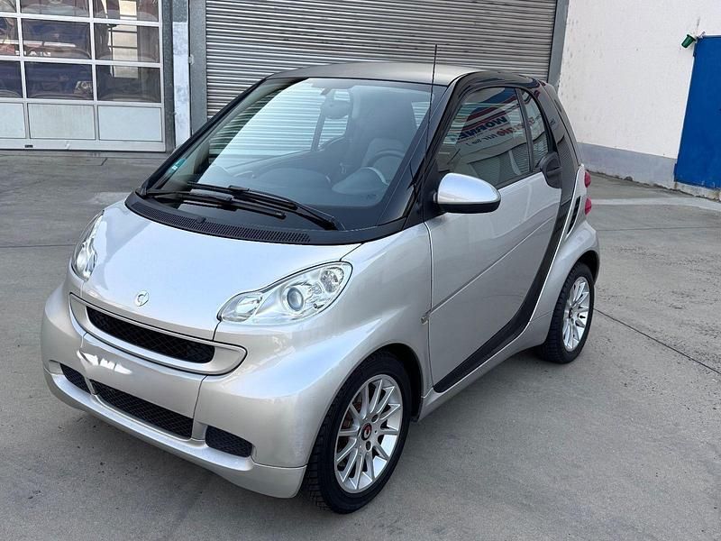 Schwarz Gebraucht 2010 Smart ForTwo Coupé Coupé | 2.999 € (Fairer Preis) - Bild 1/4